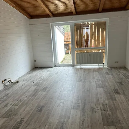 Appartement Guenstiges Kirchberg 2 Zimmer-bei Crailsheim-auch Fuer Monteure- 3 Betten 1 Schlafsofa - Einfache Schnucklige Unterkunft- Fuer 80 Eur Pauschal *