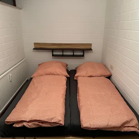 Appartement Guenstiges Kirchberg 2 Zimmer-bei Crailsheim-auch Fuer Monteure- 3 Betten 1 Schlafsofa - Einfache Schnucklige Unterkunft- Fuer 80 Eur Pauschal *